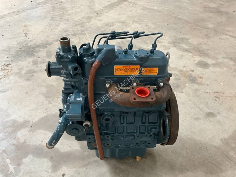 قطع غيار الأشغال العمومية Kubota D 905