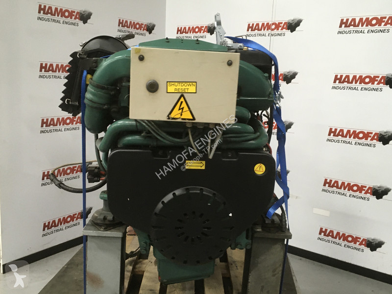 قطع غيار الأشغال العمومية Volvo D9A2C D9-425 USED