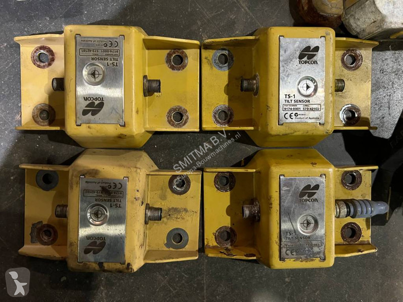 قطع غيار الأشغال العمومية Topcon GPS 3D-MCI3