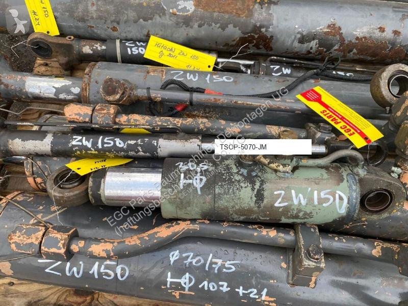 Pezzi di ricambio macchine movimento terra Hitachi