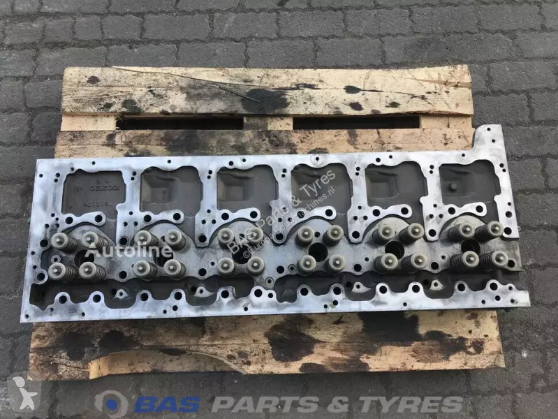 قطع غيار الأشغال العمومية Volvo Culasse...