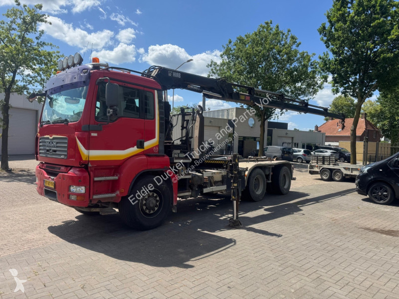 Pezzi di ricambio macchine movimento terra Hiab...