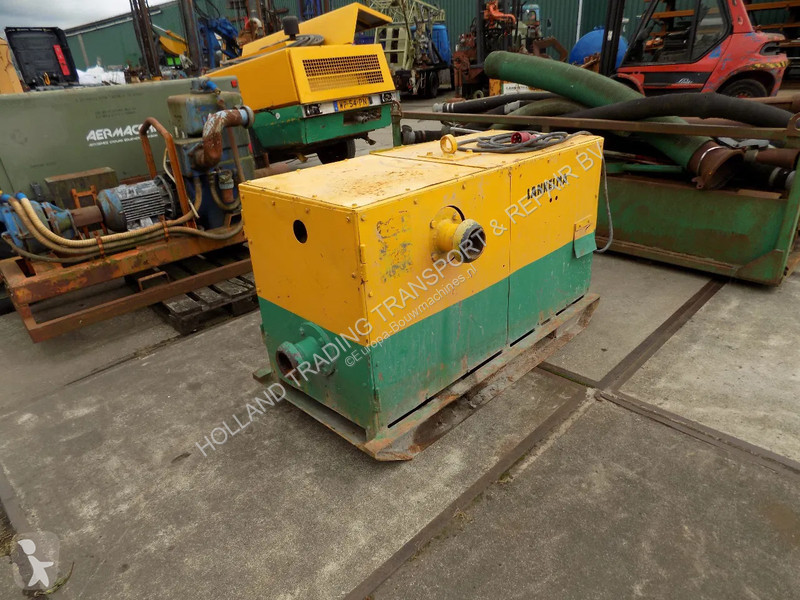 Losse onderdelen bouwmachines  waterpomp selwood
