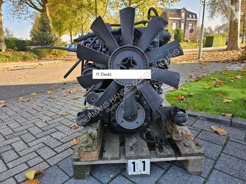Резервни части за строителна техника Deutz