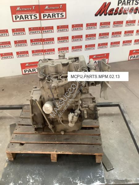 قطع غيار الأشغال العمومية Isuzu Moteur MOTORE...