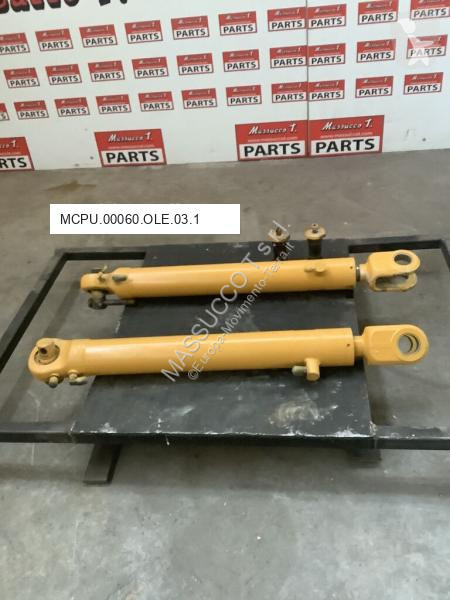 Losse onderdelen bouwmachines Bell Vérin...