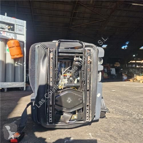 Запчасти для спецтехники MAN Siège pour camion...