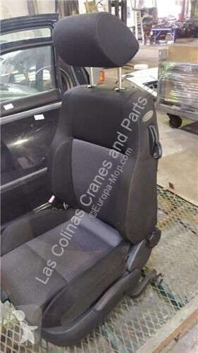 Náhradní díly stavba Volkswagen Siège 1J3881...