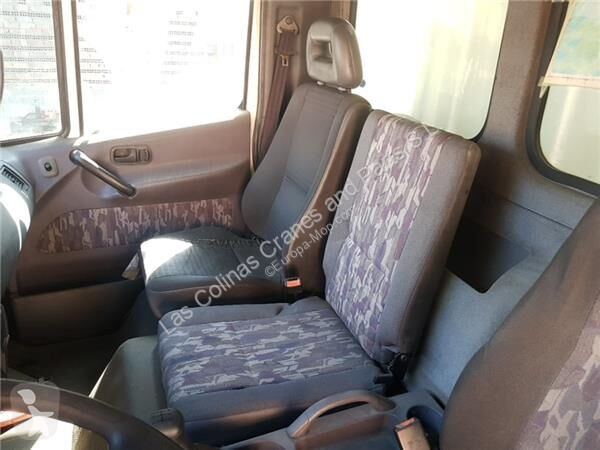 قطع غيار الأشغال العمومية Nissan Siège pour...