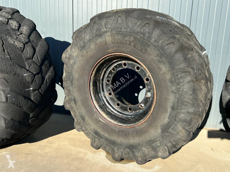 Náhradní díly stavba Michelin 445/70R19.5 incl....