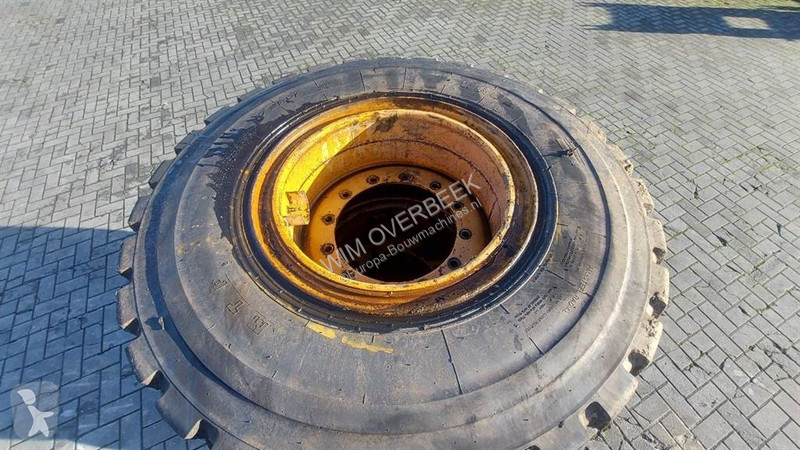 قطع غيار الأشغال العمومية Case 521F-MTP...