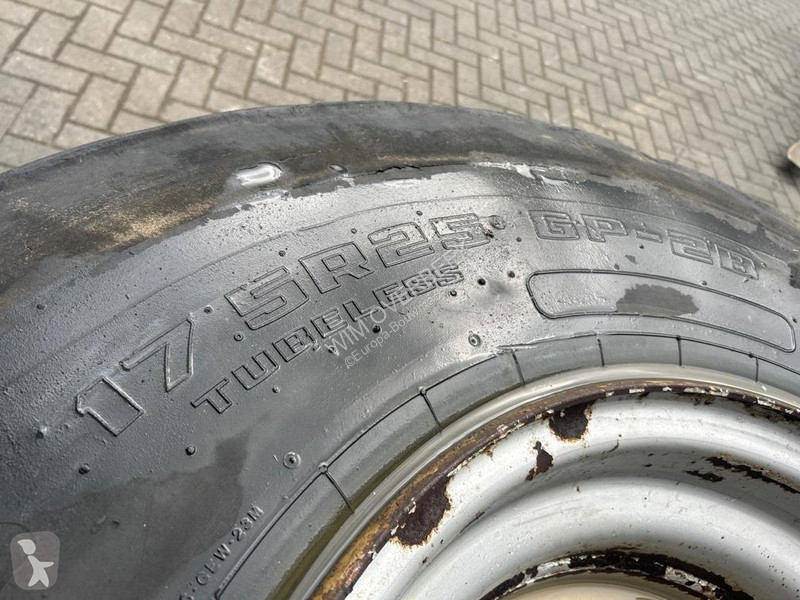 Piese de schimb utilaje lucrări publice Volvo...