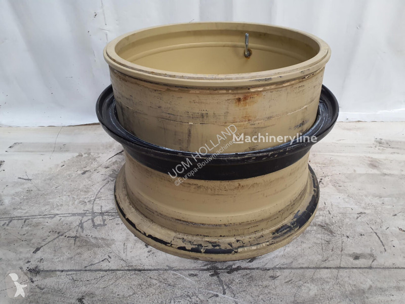 Pièces engins tp Grove Rim 525/80R25 12 20.5 3p