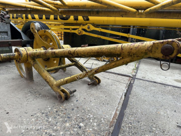 Náhradní díly stavba Liebherr