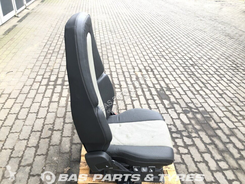 قطع غيار الأشغال العمومية Volvo Passenger