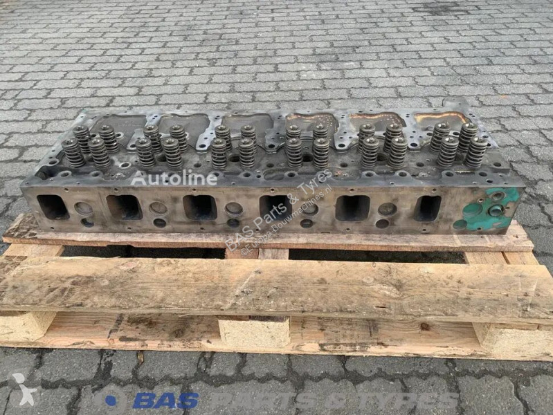 قطع غيار الآليات الثقيلة Volvo Cylinderhead...