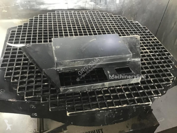 Liebherr coating / front grille