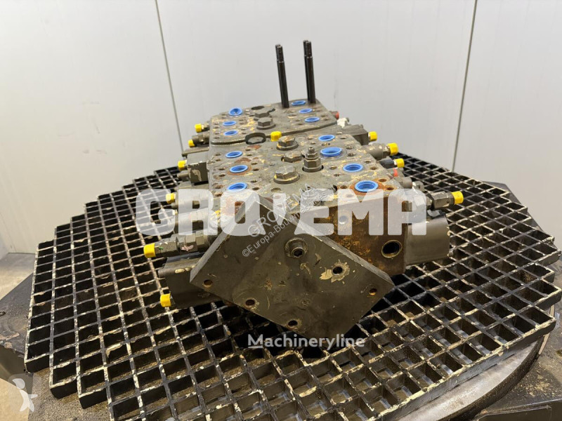 Pièces engins tp Liebherr Valveblock
