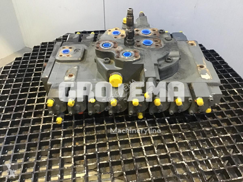 قطع غيار الأشغال العمومية Liebherr Valveblock
