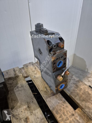 Rozdzielacze hydrauliczne Liebherr