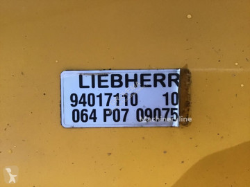 Kryt / přední mříž Liebherr