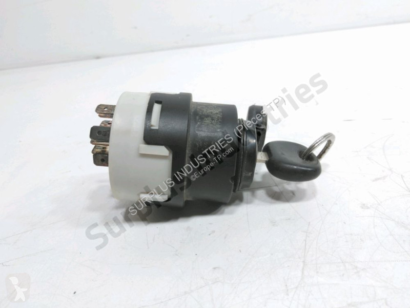 Náhradní díly stavba Manitou MLT 840-137