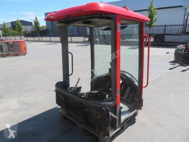 قطع غيار الأشغال العمومية Volvo L30B /