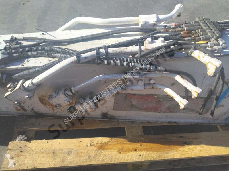 قطع غيار الأشغال العمومية  CX 180C