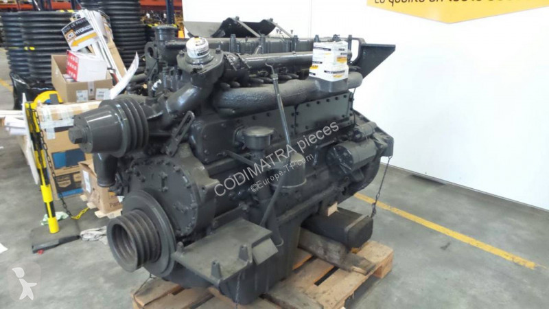 قطع غيار الأشغال العمومية Hitachi UH121