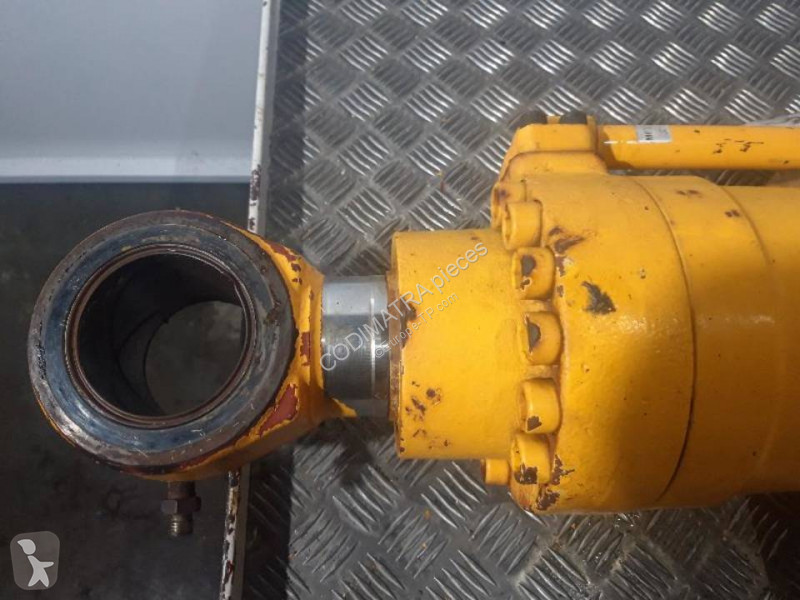 قطع غيار الأشغال العمومية JCB