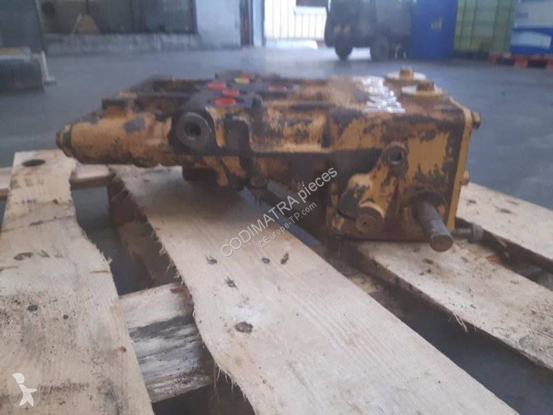 قطع غيار الأشغال العمومية Caterpillar D5H