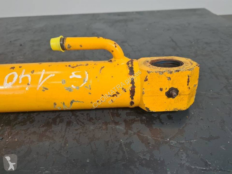 Peças máquinas de construção civil JCB