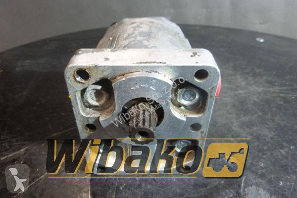 قطع غيار الأشغال العمومية Orsta  Hydraulic pump...