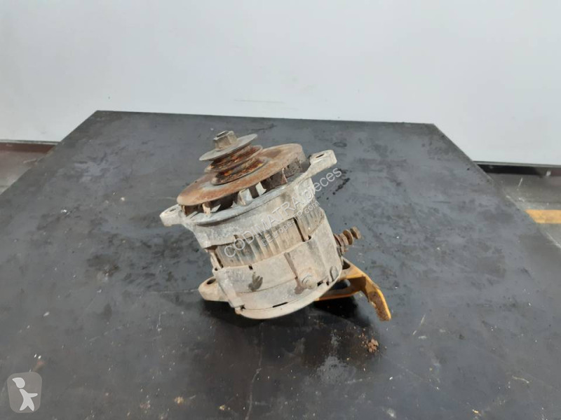 Pièces engins tp Caterpillar D6RXL