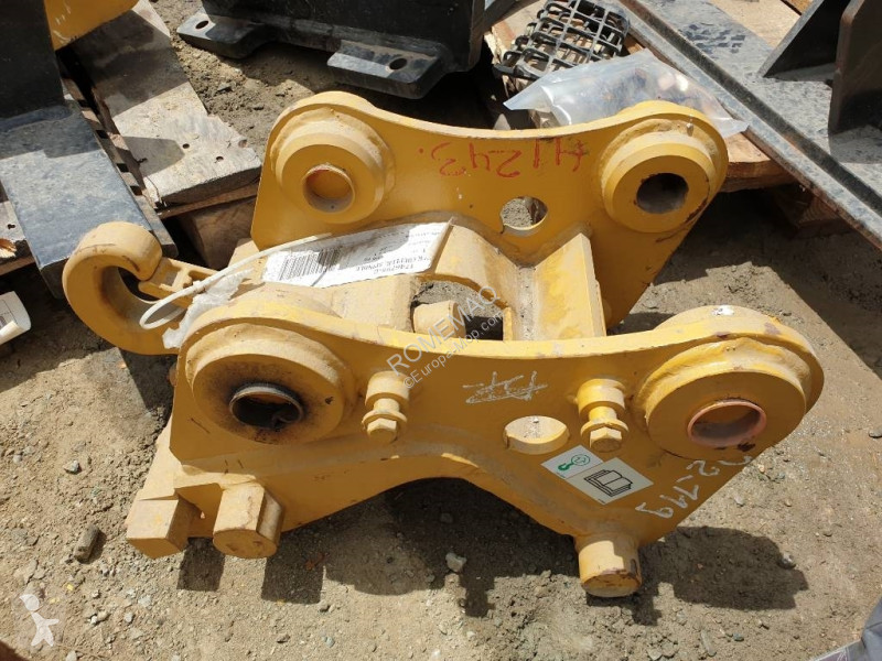 Material de obra Caterpillar IMPLEMENTOS Y...