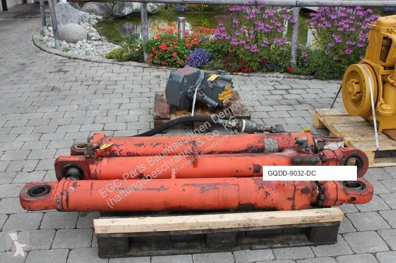 Запчасти для спецтехники O&K