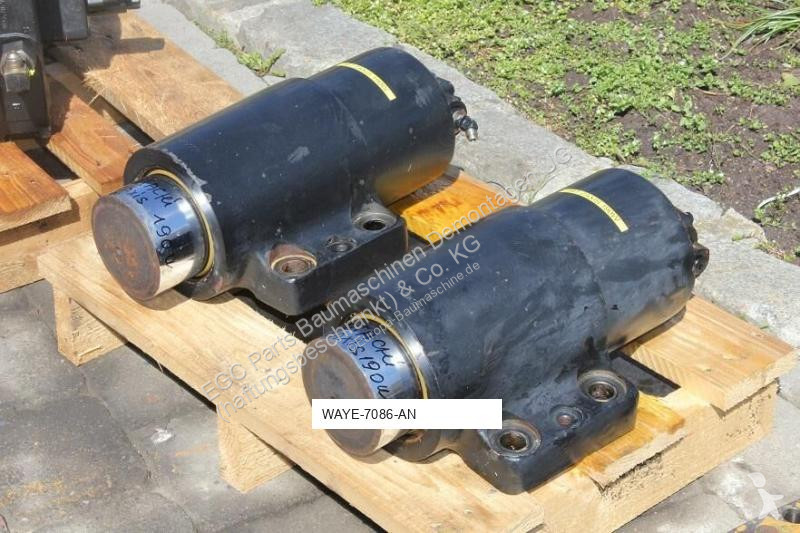 Pezzi di ricambio macchine movimento terra Hitachi