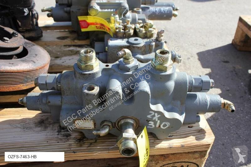 قطع غيار الأشغال العمومية Hitachi Distributeur...