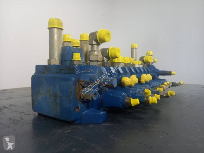 قطع غيار الأشغال العمومية New Holland