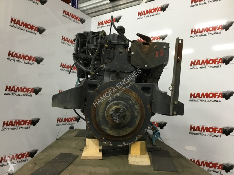 قطع غيار الأشغال العمومية Komatsu SAA6D125E-5 USED