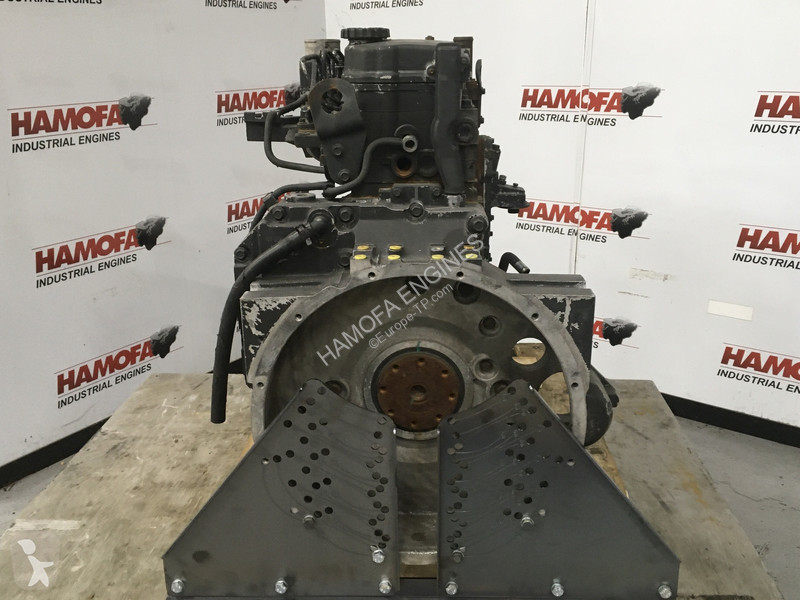 قطع غيار الأشغال العمومية Cummins QSB6.7...