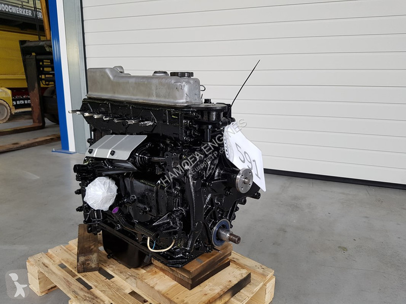 قطع غيار الأشغال العمومية Mitsubishi 4D31...
