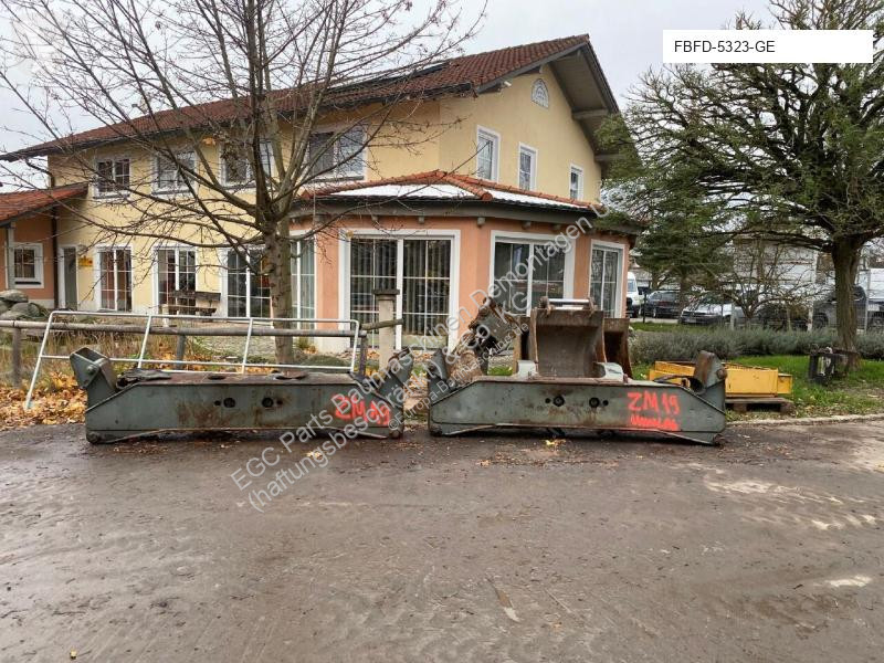 Pezzi di ricambio macchine movimento terra...