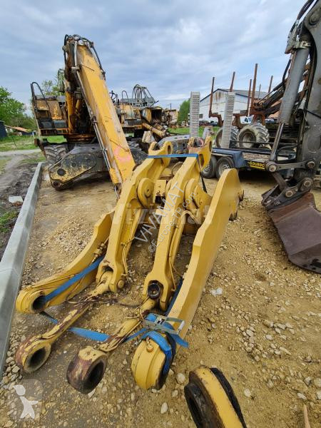 Peças máquinas de construção civil Caterpillar...
