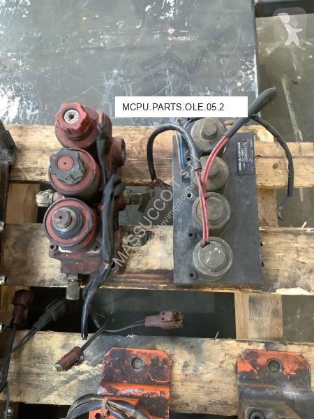 Pezzi di ricambio macchine movimento terra...