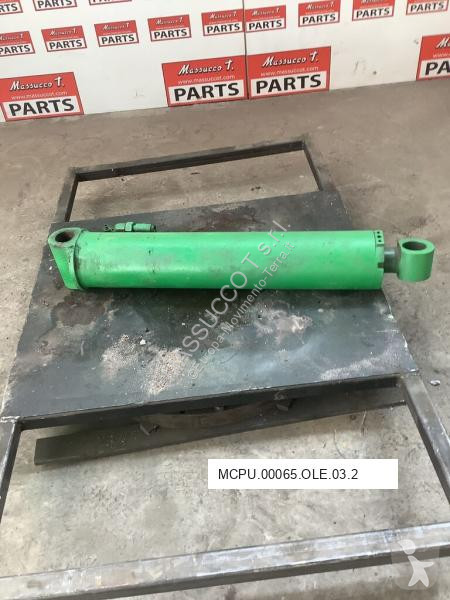 Losse onderdelen bouwmachines Merlo Vérin...