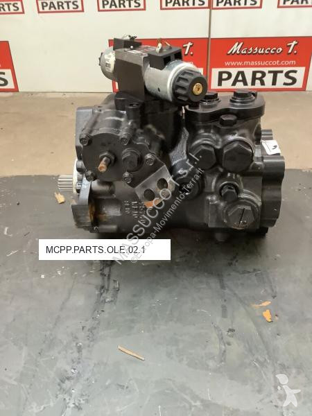 قطع غيار الأشغال العمومية Case Pompe...