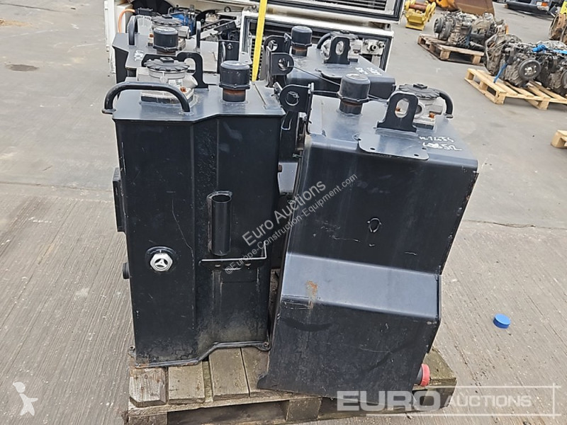 Pezzi di ricambio macchine movimento terra JCB