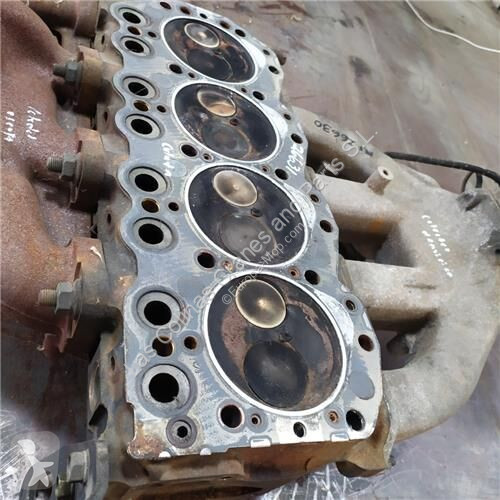 قطع غيار الآليات الثقيلة Nissan Culasse 69T42...