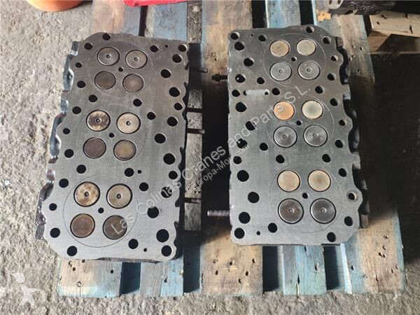 قطع غيار الآليات الثقيلة Renault Culasse...